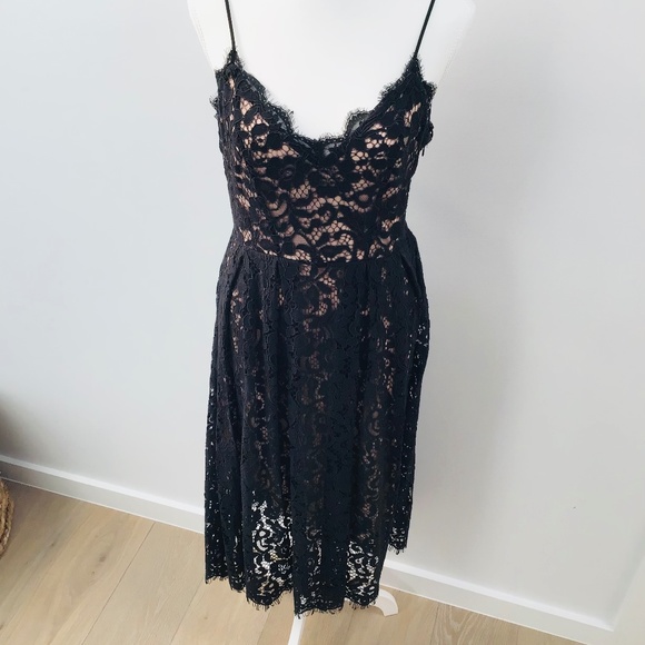 H&M size 10/38 premium collection black and dusty rose lace dress BNWT - Picture 2 of 12